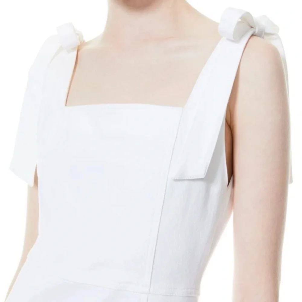 ALICE + OLIVIA - MARYANN TIE SHOULDER MINI DRESS - White Jean Dress Jumper - Picture 6 of 12